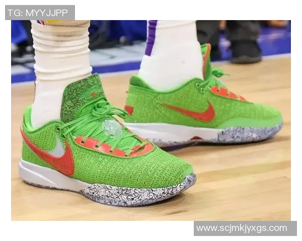 揭秘哪位足球明星在赛场上穿着独特的绿色球鞋引发热议 揭秘哪位足球明星在赛场上穿着独特的绿色球鞋引发热议